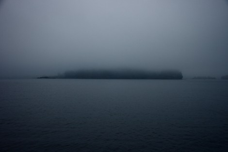 Der Blick von unserem Ankerplatz in Bayona am frühen Morgen
