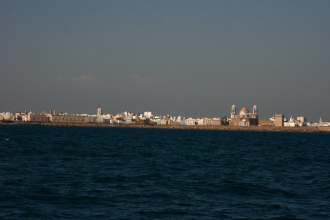 Altstadt von Cadiz von See aus