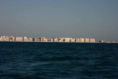 und im Kontrast dazu die Hochhäuser ausßerhalb