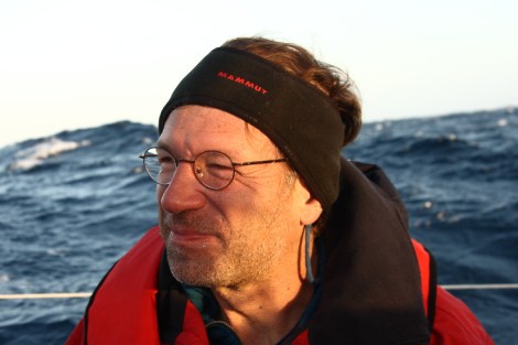 Olaf leistet meist einen humorvollen Beitrag, durchaus mit ernsthaft.