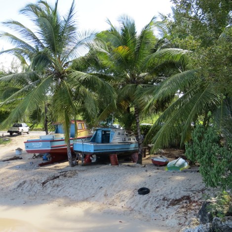 Hier landen wir immer mit dem Dinghi an