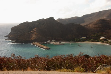 Die Baie Hakahau von oben