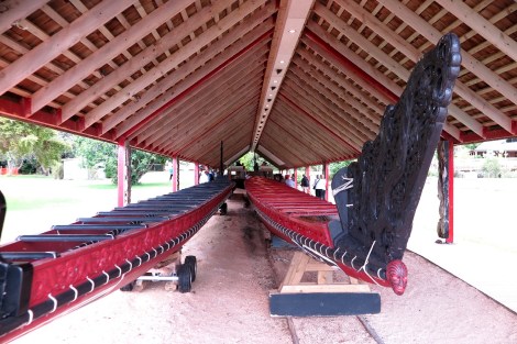 Traditionelle Kriegerkanus