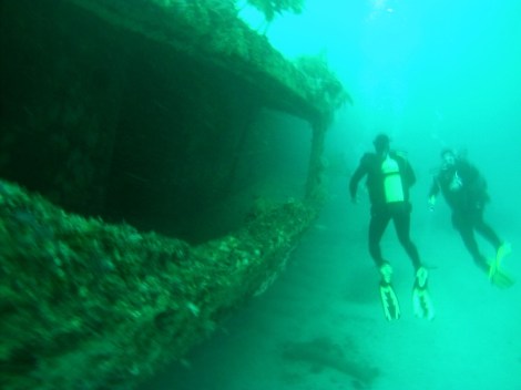 Rainbow Warrior, Steuerbordseite