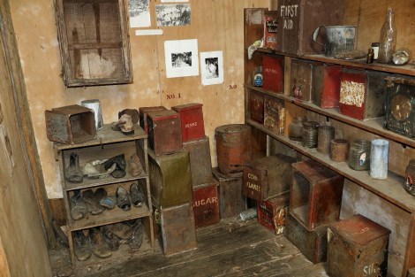 Die Tarn Shelf Hut ist die älteste Skihütte Tasmaniens