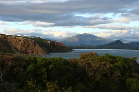 Blick von den Inseln zu Grande Terre