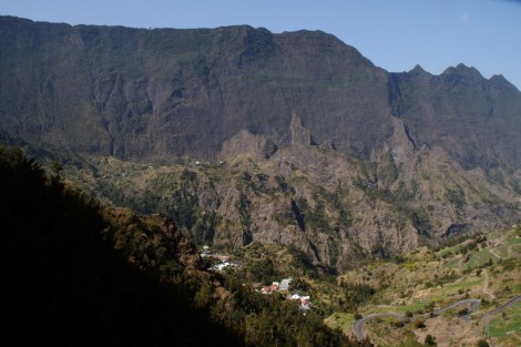 Wir fahren in den „Cirque de Cilaos“