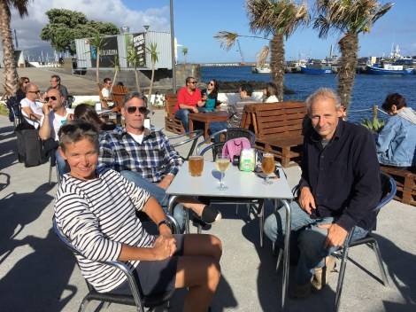 oder wir trinken den Aperitivo am Hafen