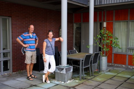 Vor der Wohnung von Monique und Pieter, aber sie ist noch vermietet...